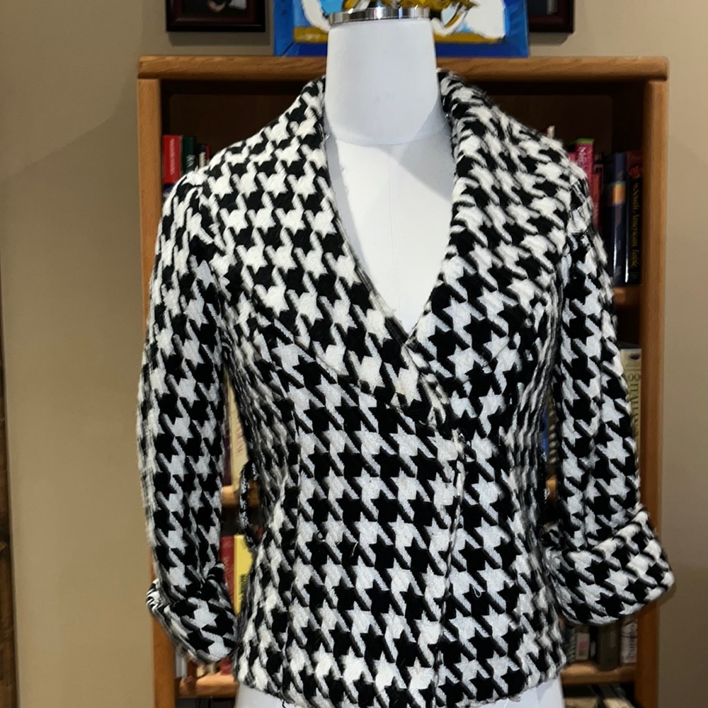 Houndstooth jacket